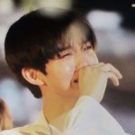 [연예인] 얘네 우는거봐...