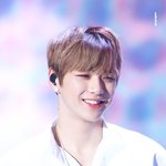 [강다니엘] 웃는 얼굴이 <b>보물</b>인 강다니엘