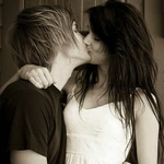 [19] 가슴작고 모양예쁨 VS 가슴큰데 <b>처짐</b>