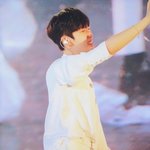 아 재환이 <b>민현</b>이한테 손 흔들어주면서 우는 거 맴찢이다