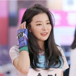 [댓글부탁해] 볼<b>링치</b>는 레드벨벳 슬기.jpg