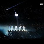 이배경 너무 이뻐 <b>주어</b> 워너원