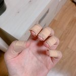 ㅇㄴ큐티클 정리했는데 <b>한</b> <b>손</b> 다 피남