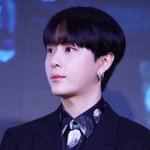 [하이라이트] ㅠㅠ용솔 첫<b>콘</b>오는사람들은 꼭 봐줘