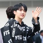 [세븐틴] 팬톡 이렇게 하는 거 맞지?!! 호시 사진 좀....