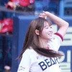 [짤톡] 연휴 전 연예인 짤