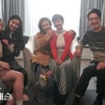 [모두드루와] 스카이<b>캐슬</b> 종영기념 가족사진.jpg