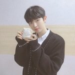 [김재환] 김재환 오늘 브이앱 ㅜㅠㅠㅠ