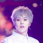 [EXO] 이날 사진 다 풀<b>어조</b>