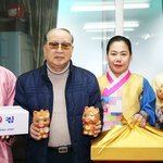 [꼭보셔야함] 아름다운 사람들이 전하는 "<b>황금돼지</b>의 복 받으세요”