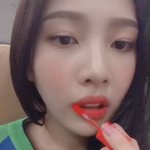 [댓글부탁해] 아기돼지 닮은 <b>남녀아이돌</b> 2명