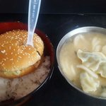 [충격] 인터넷에서 맛있다고 소문난 불고기 라이스 <b>버거</b>
