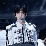 [EXO] 김준면 흑발<b>vs</b>금발