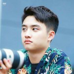 [EXO] 그 <b>옆</b>에서 안절부절못하는
