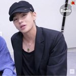 [방탄소년단] <b>뷔</b> 모자 정보 물어봐도 되나요..??