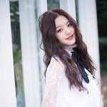 [연예인] <b>순백</b>의 장원영
