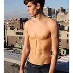 [19] <b>운동</b>안하는데 잔<b>근육</b> 있을수있나??