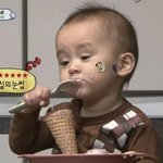 아니 뭐 누구팬 누구팬 뭐<b>하러</b> 나눔? 걍 어그로잖아