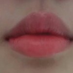 나 <b>입술</b> <b>밑</b>에 저거 왜 있음