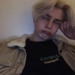 [댓글부탁해] 솔직히 얘가 잘생긴 편이야?