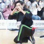 [EXO] 앙하트하는 찬열이 귀여워 죽겠네