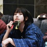 얘들아 이 사람 <b>이름</b> 뭐더라;;;