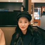 [댓글부탁해] 애더라 너네 <b>후드</b>집업 뭐입어??