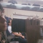 [댓글부탁해] 얘들아 너네 <b>첫날</b>에 어떤애한테 말걸어?