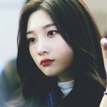 [드루와] 정<b>채연</b> 이사진 립 비슷한거 알려줘ㅠㅠㅠㅠ