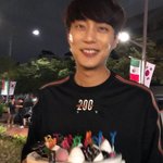 야 근데 나만 며칠 전부터 <b>막</b> 지진마냥 <b>몸</b> 떨리고 그랬음?