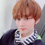 올해 아이돌로 데뷔한 내친구 자랑좀할게!!