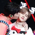 아이콘 입덕했는데 사진좀ㅠㅠ