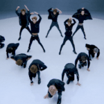 [NCT] 컵홀더 받으려고 혼자 있는데 개<b>뻘쭘</b>하다