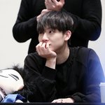 분위기 <b>장인</b>들만 있는 듯한 男돌