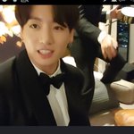 [방탄소년단] 샴페인 터트리기전 신발벋고 <b>소파</b>올라간 태형이