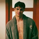 노아 센티<b>네오</b> 정국 언급