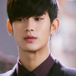 [댓글부탁해] 김수현 <b>제대</b>하면 뜰거같음??