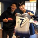 [댓글부탁해] 너네 남자들이 어떨때 제일 <b>설레</b>?