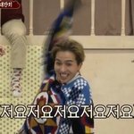 애들아 미안한데 옷 좀 골라줘ㅜㅜ