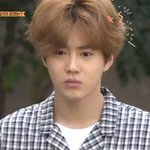 [EXO] <b>부시시</b>한 준면이 너무 귀여워서 들튀하고싶다