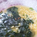 얘들아 <b>미역국</b>라면 ㄹㅇ존맛임