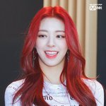 있지 유나 좀 <b>남상</b>인가?