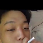 [댓글부탁해] <b>홍원</b>이 담배피는거 ㅈㄴ섹시하다