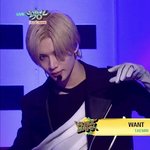 [모두드루와] 오늘자 태민 일할 때와 퇴근할 때의 <b>갭</b>