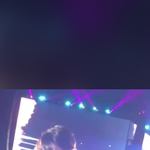 [방탄소년단] 아미 적힌 인이어에 대놓고 <b>뽀뽀</b>함;