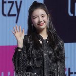 [드루와] <b>itzy</b>리아 이 분 닮지 않았냐???