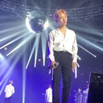 <b>윤지성</b> 얼굴 실화야??