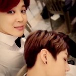 [<b>방탄소년단</b>] 잠자는 정국이 모습 담는 방탄형들
