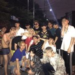 [19] 요새 힙찔이들 이러고 <b>다님</b>?