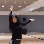 얘 빽임???
